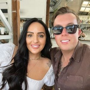 Meet your Posher, Lucy